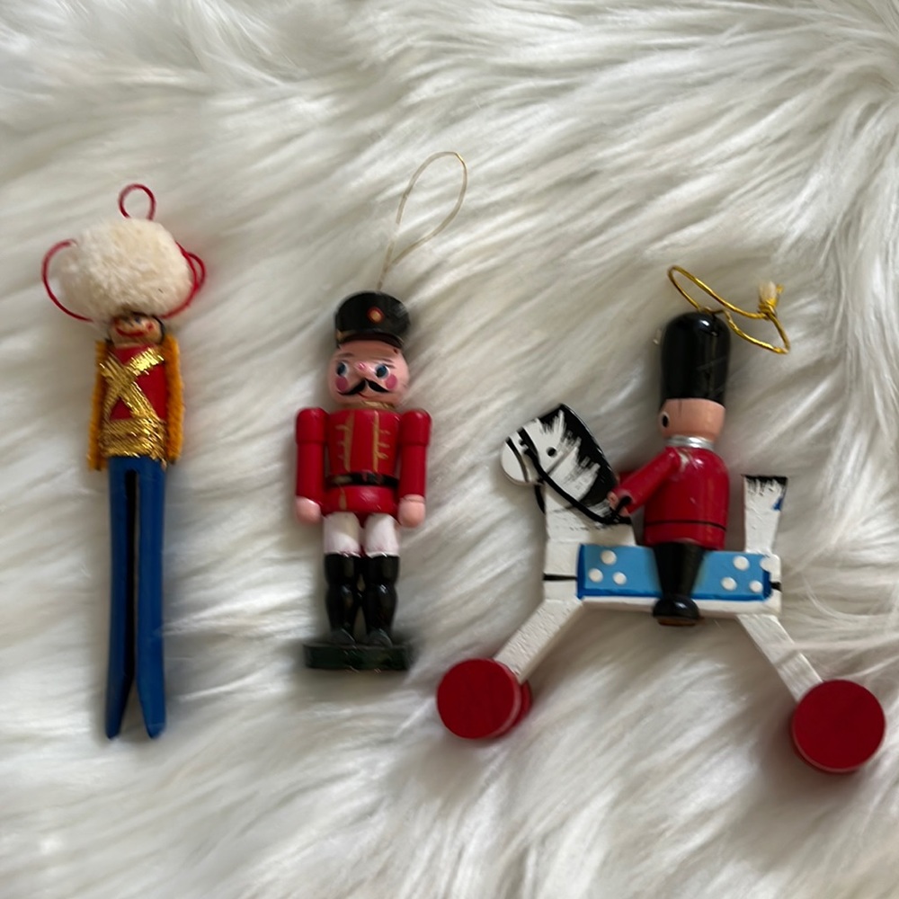🎅🏻SOLD 3 Wooden Soldier Christmas Ornament Bundle🎄